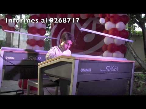 Aarón Jaime en el Concierto de Electone 2014