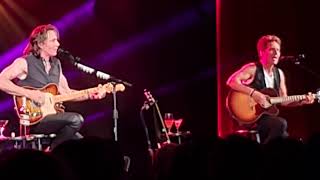 Rick Springfield - "Love is Alright Tonight" acoustic live Baton Rouge 5/31/2024