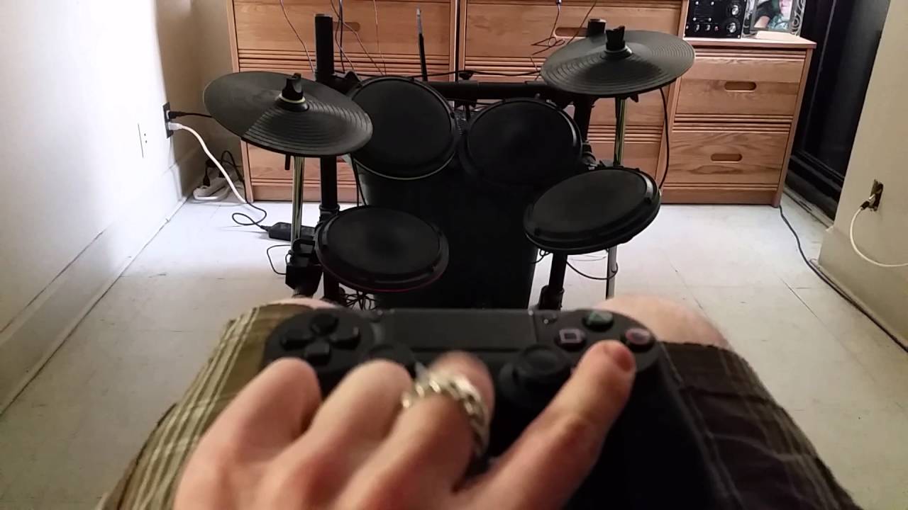Using a PS4 controller with PS1 emulation - YouTube