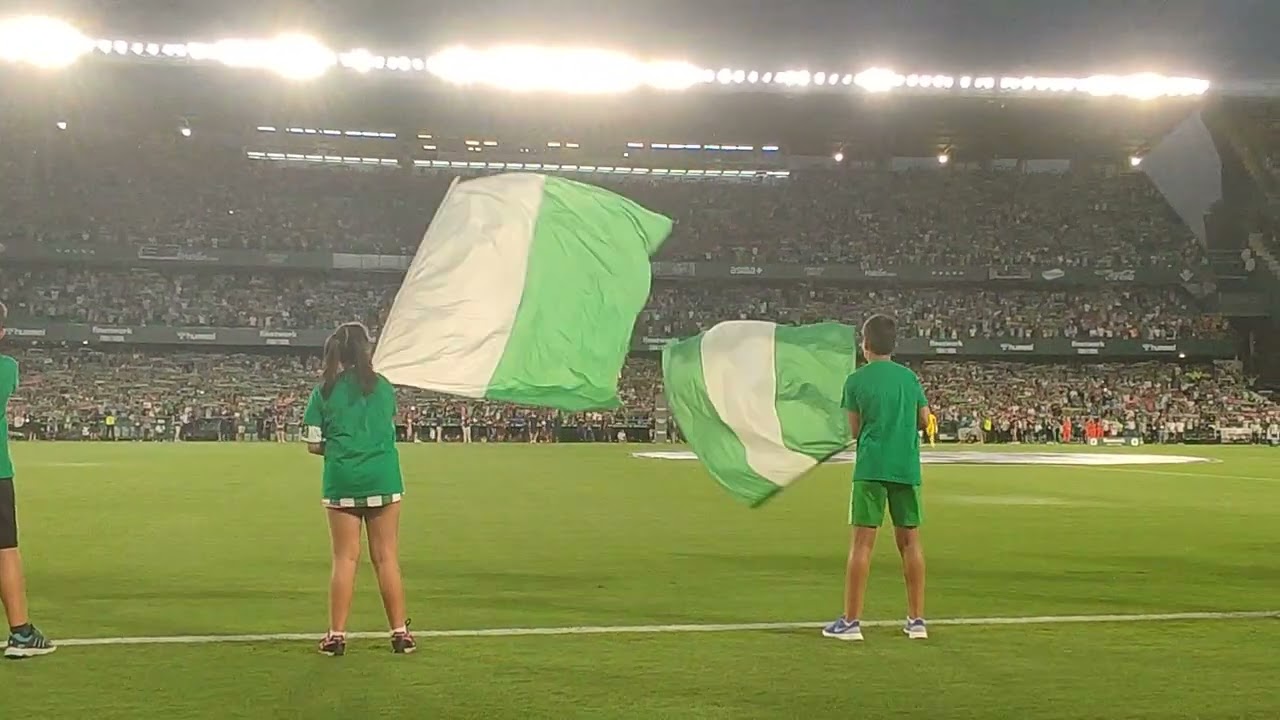 20/8/2023. HIMNO DEL REAL BETIS BALOMPIÉ A CAPELA EN EL BENITO VILLAMARÍN.