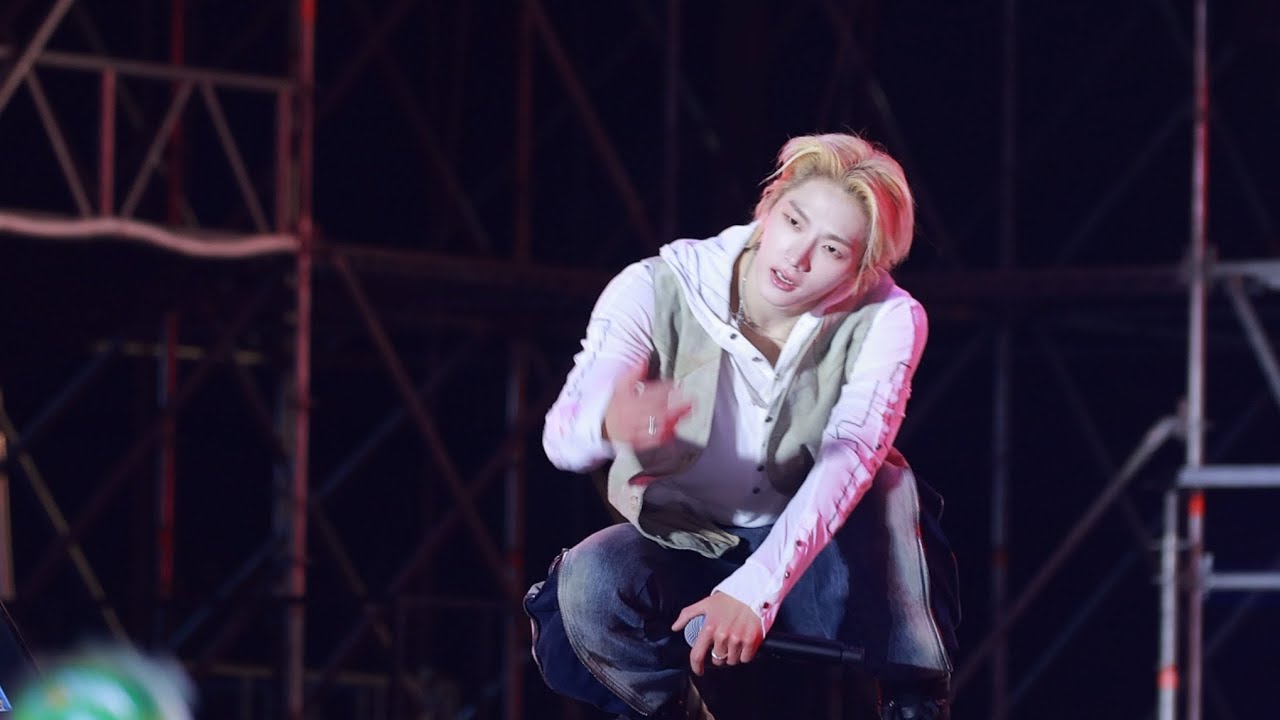 [4k] 251102 I Feel Good 앵콜 직캠 BOYNEXTDOOR 성호 FAN CAM @컬러뮤직페스티벌