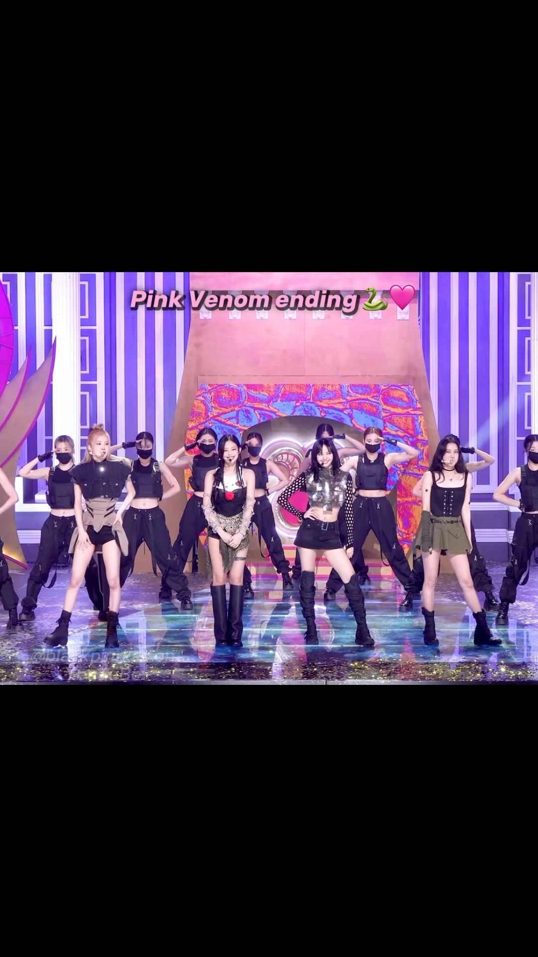 Who poses the cutest? ? #blackpink #jisoo #jennie #rosé #lisa