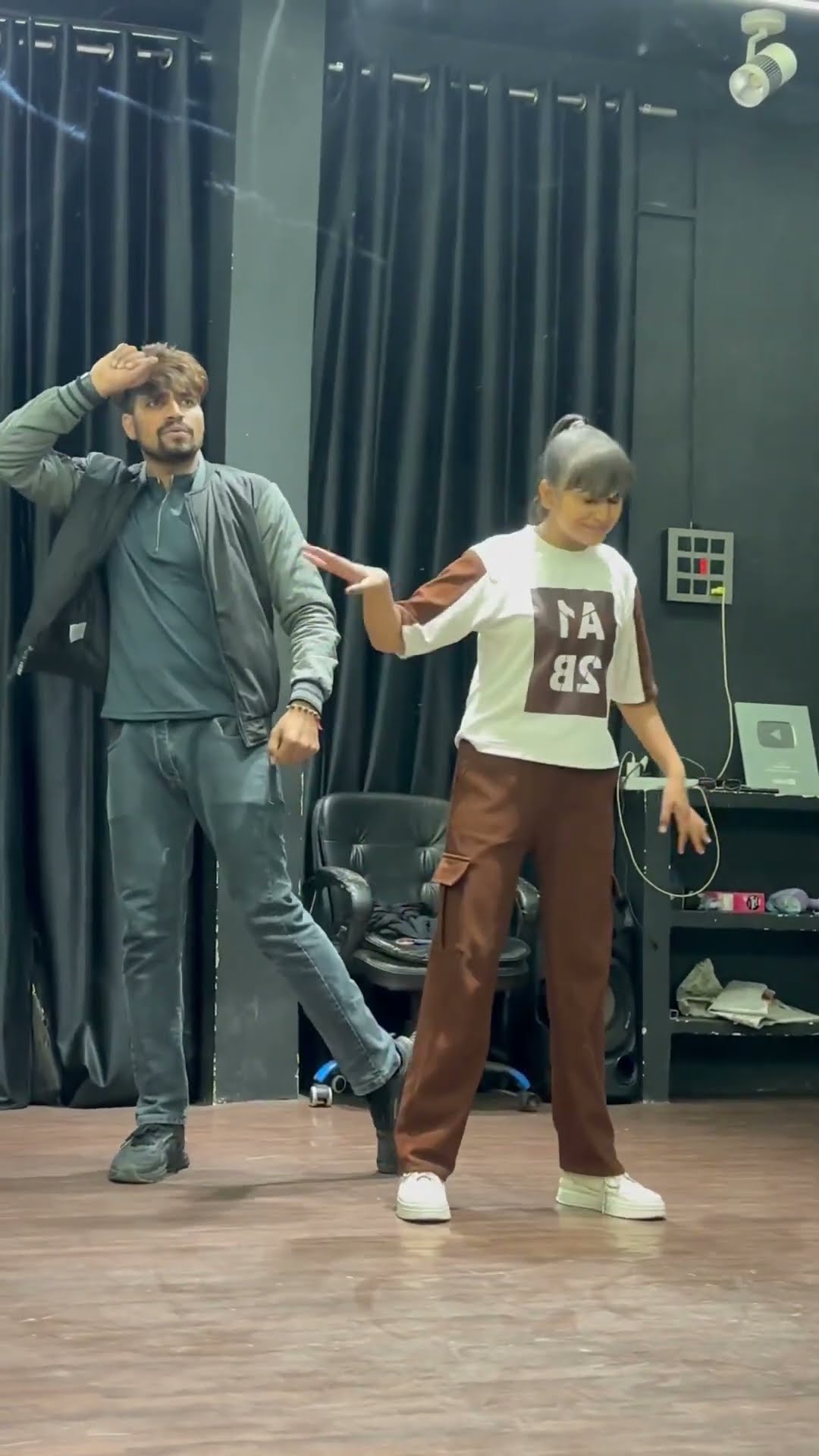 Last m kya hua batao ?? #comment #dance #viralgirl #viralshorts #subscribe