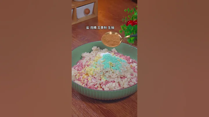 一个剩“馒头”放入“水里泡一泡”居然做出了大小朋友都爱的美食 #炸丸子 #家常菜 #美食 #cooking #delicious #food #美食教程 #中国菜 #下饭菜 #湘菜 - 天天要闻