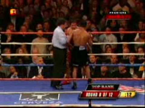 Shane Mosley Vs Antonio Margarito (Murderous last two rounds)