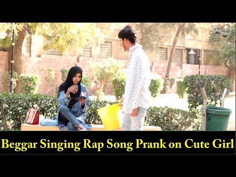 beggar-singing-rap-song-prank-on-cute-girl-in-pakistan---karachiprank