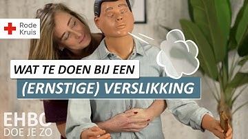 Wat moet je doen als iemand stikt? | Rode Kruis