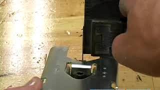 How to Make a 90-Degree Angle Cut with a Jig Saw