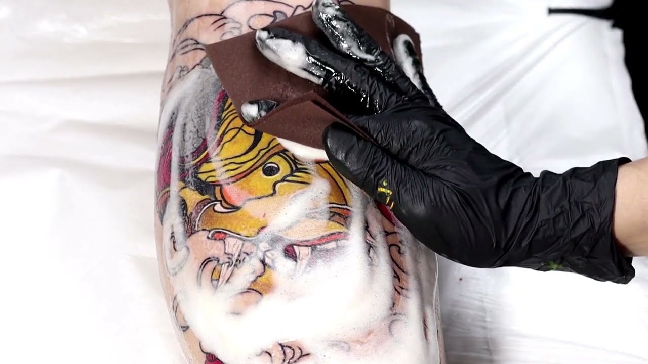 ジャパニーズタトゥーイング　japanese tattooing now Japanese Tattooing Now: Memory and Transition: McCabe, Michael