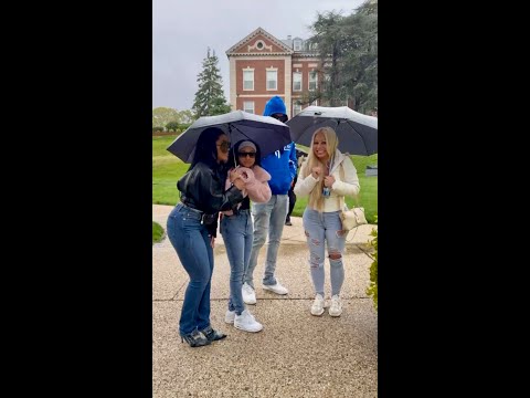 When Erica reminisces as she introduces Jada to Howard University!