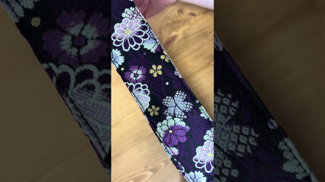帆布ギターストラップ【菊文様 紫】京都金襴 和柄 | Handmade Japanese