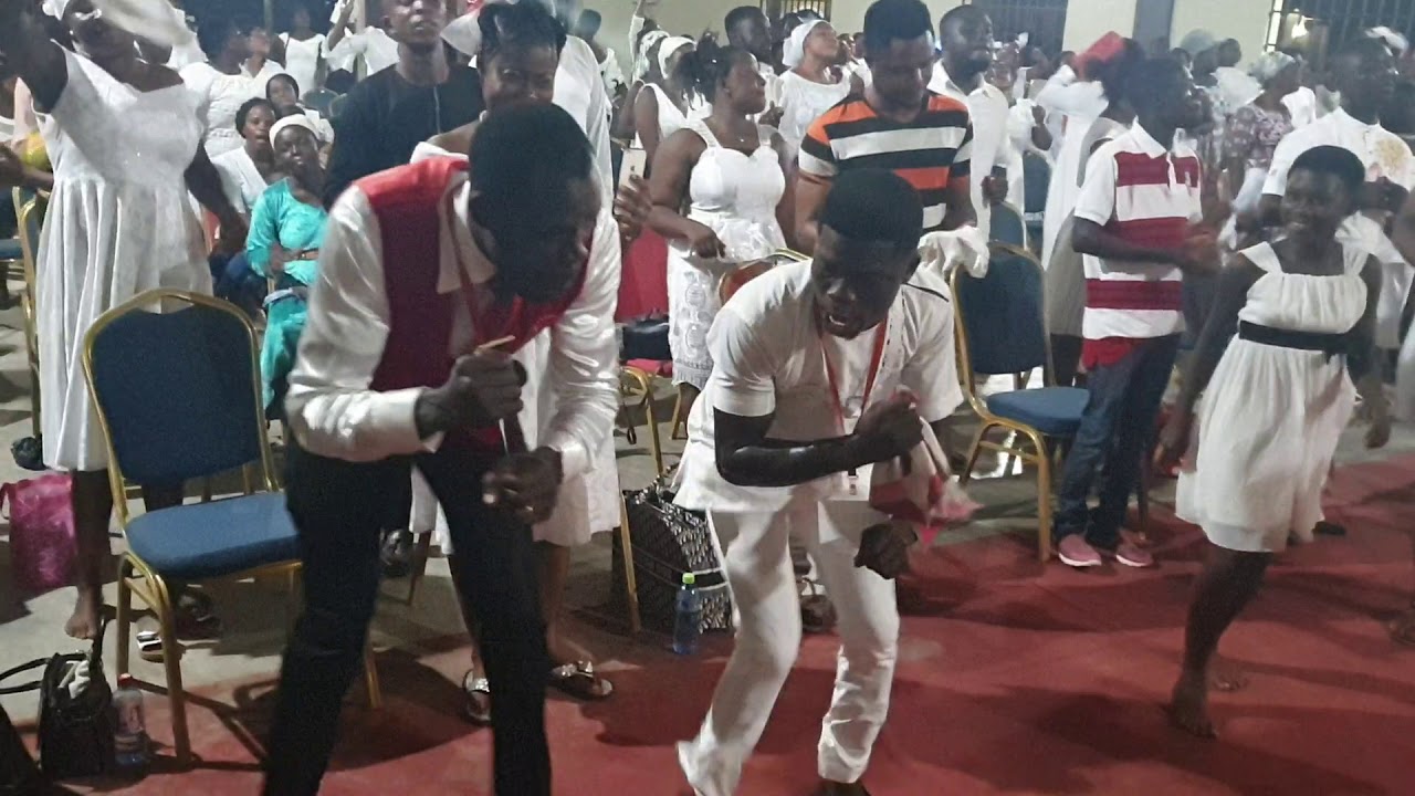 Minister Rosemond Performing live @International Gateway Pentecostal Worship Centre. #2