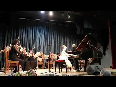 ჩემი პირველი კონცერტი  სიმფონიურ ორკესტრთან