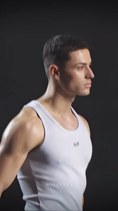 OMG!The first model is so handsome.#malemodel