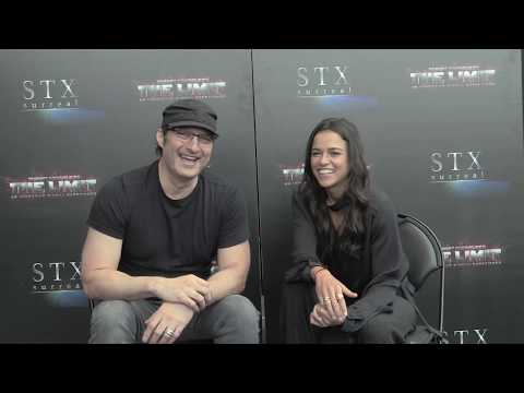 Video: Robert Rodriguez Net Sərvət: Wiki, Evli, Ailə, Toy, Maaş, Qardaşlar