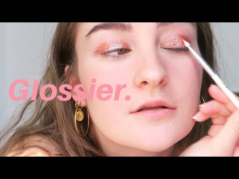 Video: Je, glossier inauzwa madukani?