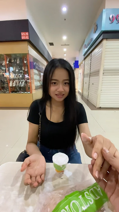 The girl is really emotional 😁 #emotional #short #shorts