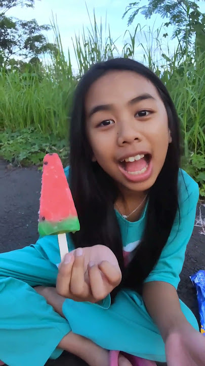 Riska Vlog Perut Gendut Kebanyakan Makan Es Krim Lollipop Sakura Horor Tili Tili Bom