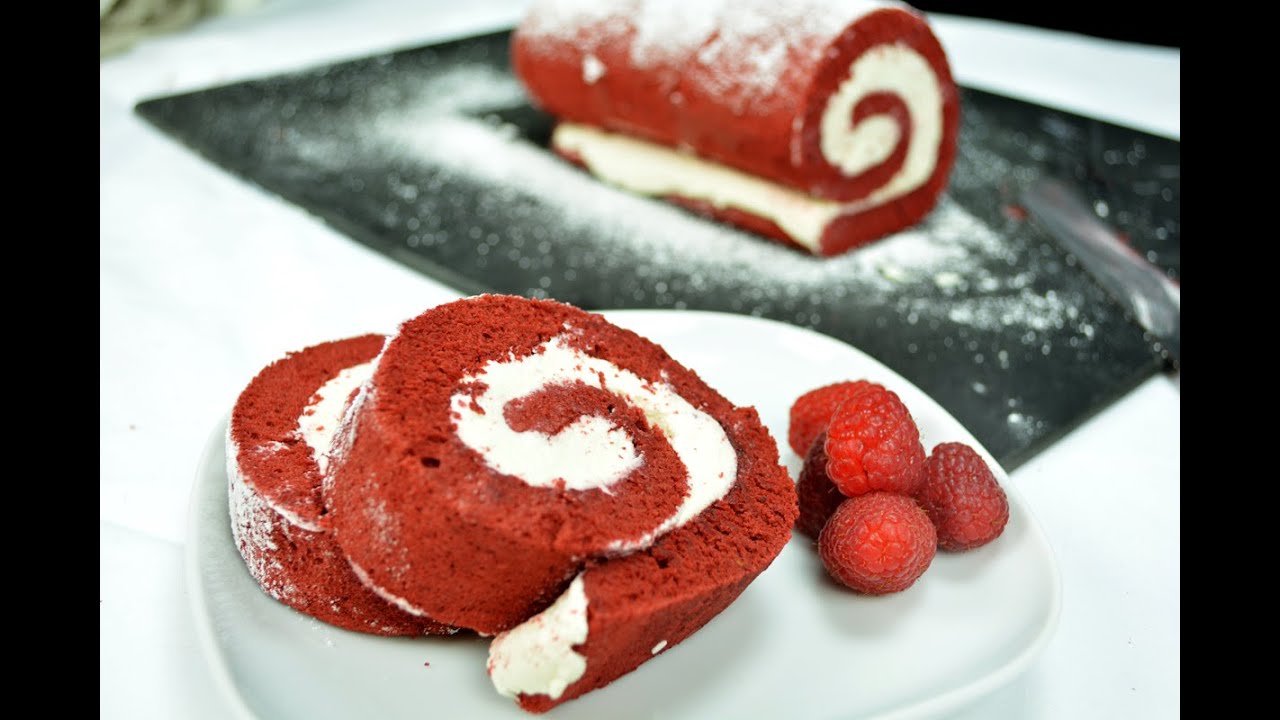 Red roll. Ролл красный бархат. Swiss Roll Cake. Swiss Roll Cake 3d. Irina's Puti Roll Cake Cake Roll, Swiss Roll Cakes.