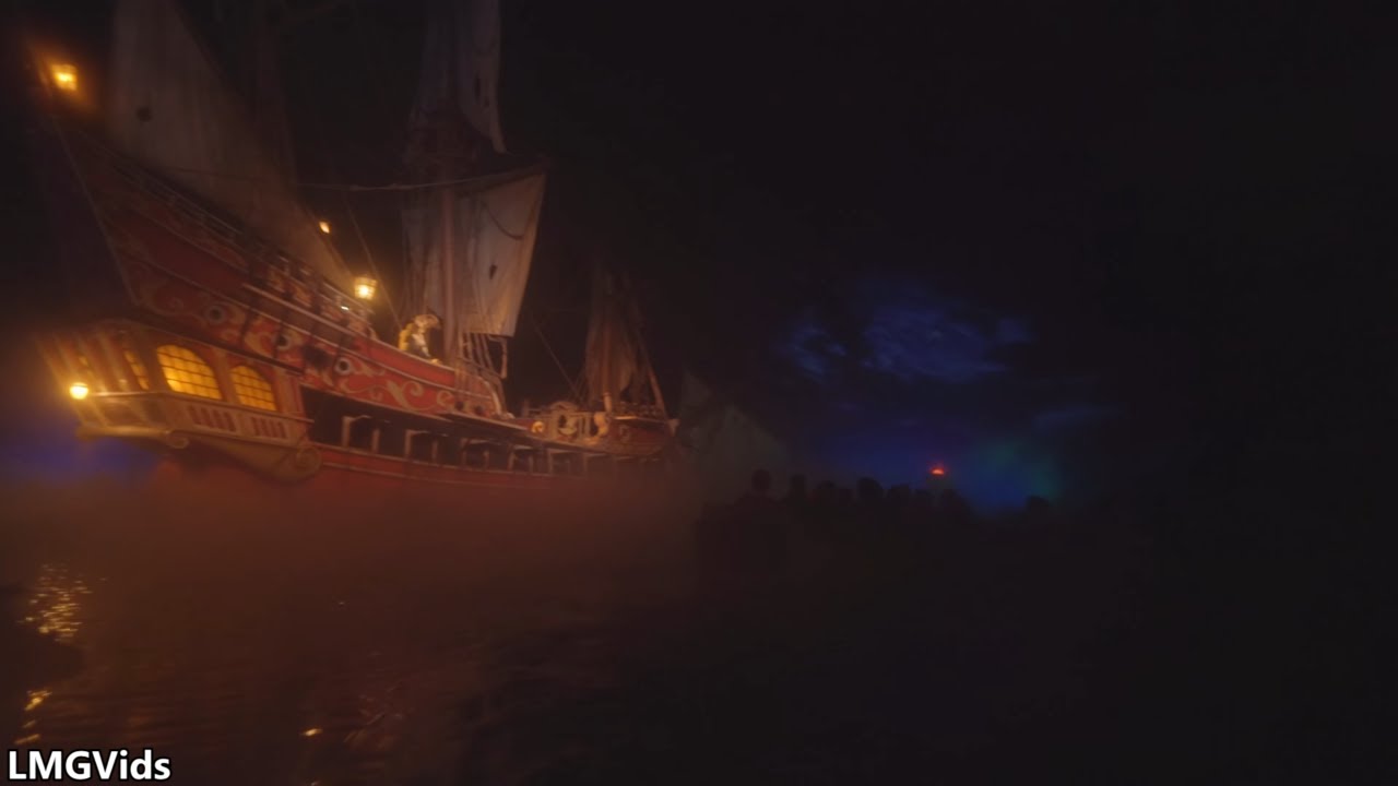 [2020] Pirates of the Caribbean ride - REALISTIC LIGHTING: Disneyland park | Front Row POV