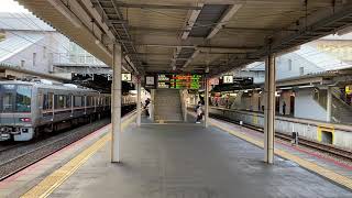 JR神戸線、東西線207系Z3+S44普通松井山手行き、207系T1+S2普通高槻行き同時入線@尼崎