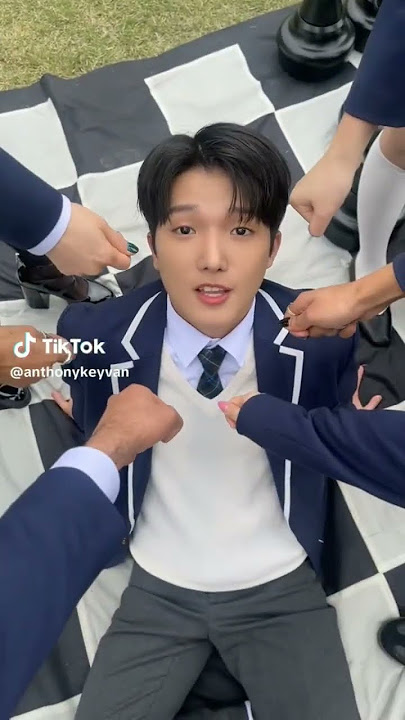 Download lagu xo kitty season 2 is being acted out