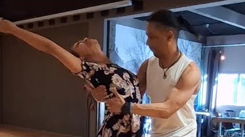 Traditional Brazilian Zouk demo | Zouk Fusion | Laili & Lorenzo | Dansschool Wesseling Delft