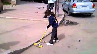 VID-20110225-00017.3GP