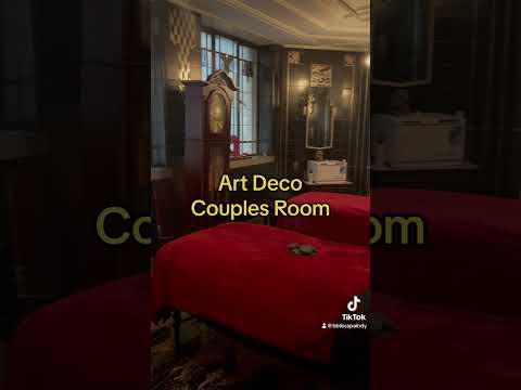 Indy Day Spa open daily on Monument Circle