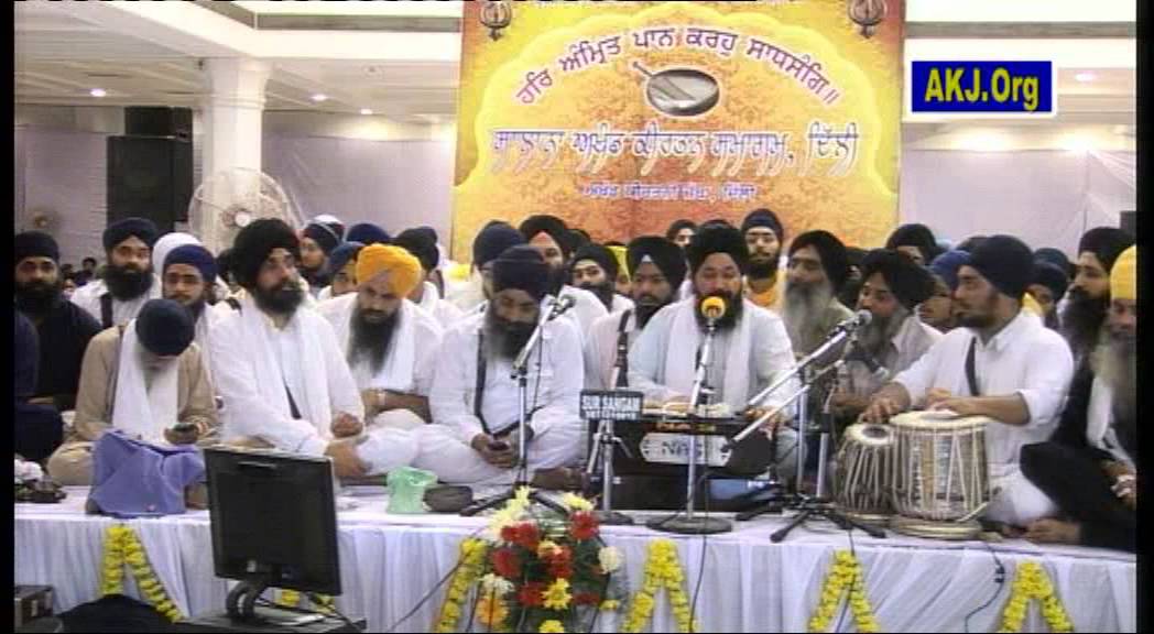 030 Delhi Samagam   12Oct2013 Rainsabai   Bhai Apardeep Singh Jee UK)
