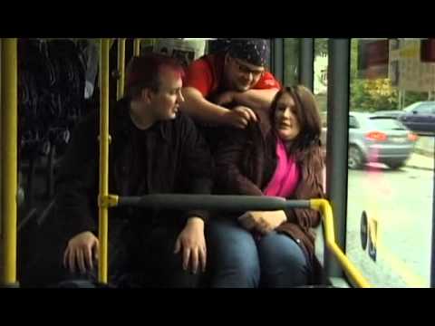 L'Oréal Paris sagt: Stand Up – gegen Belästigung in öffentlichen Verkehrsmitteln