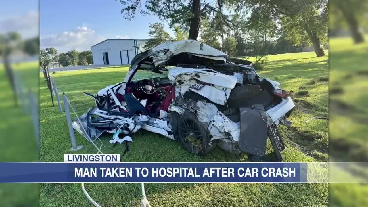1 taken to hospital after multi-vehicle crash in Livingston - YouTube