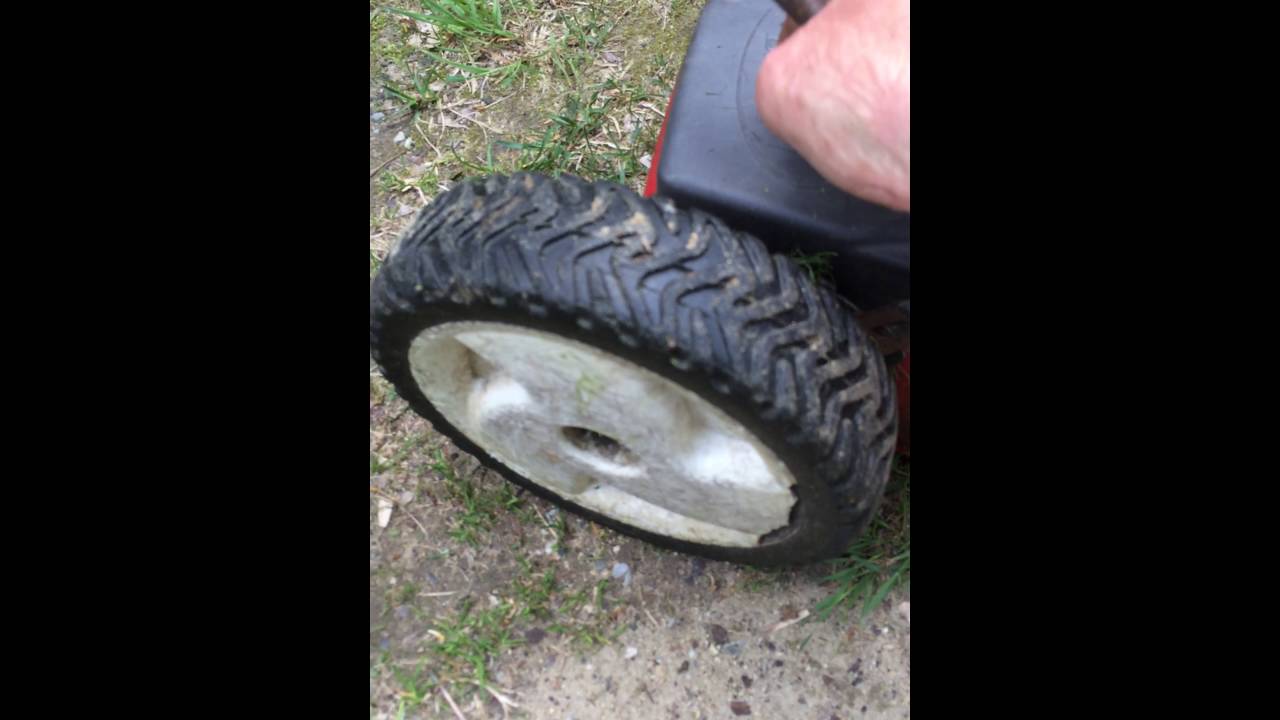 Toro Recycler Won't Start 22" Lawn mower easy fix - YouTube