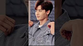 Handsome Lee Jong - Suk😎// So Who Is Here Whose Bias Is Lee Jong - Suk?? Tell me in the comment box👇