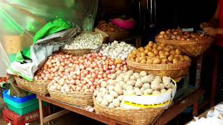 Yangon Marketplace Walking Tour | Where can I buy organic pesticide free vegetables in Yangon? screenshot 5