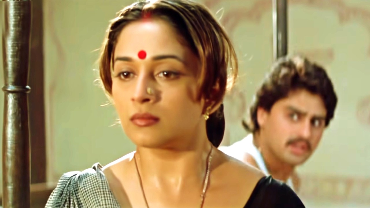 आपको क्या लगा सॉरी बोलकर बिस्तर पे घसीट लोगे तो सब ठीक हो जायेगा? - Madhuri Dixit - Mrityudand