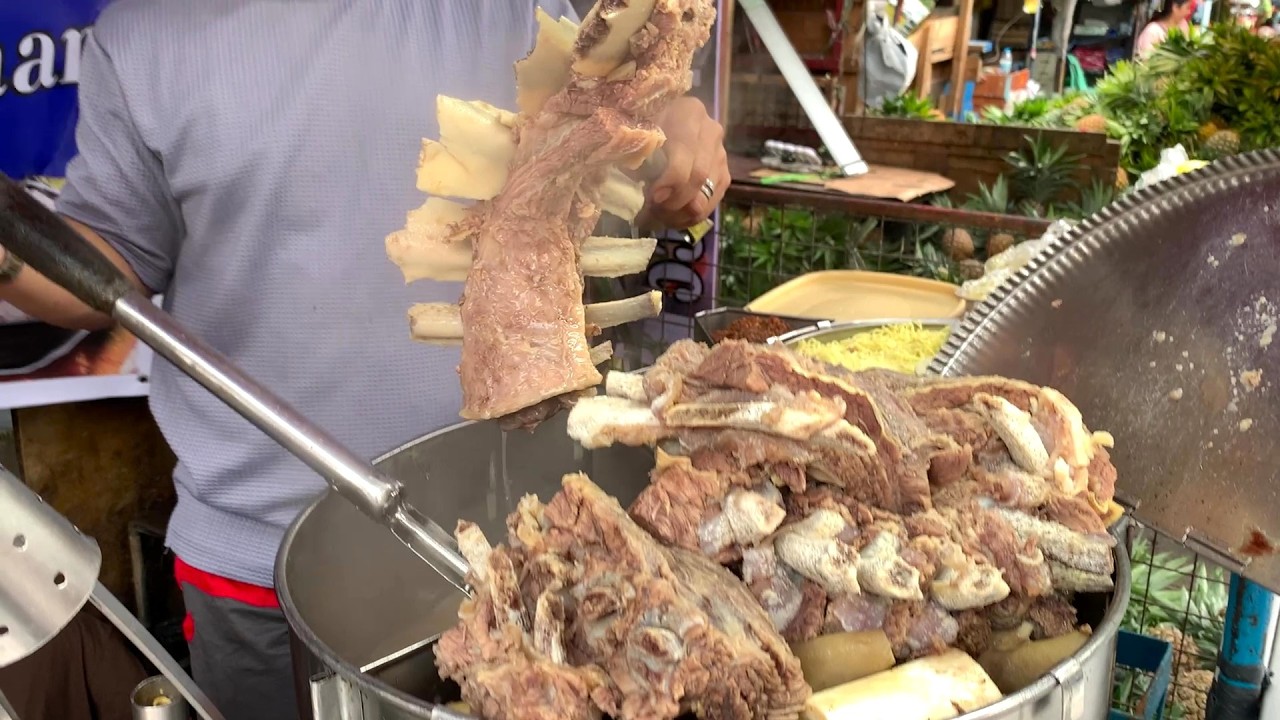 2025 PINAGKAGULUHANG Filipino Street Foods | MASSIVE Street Food in the Philippines