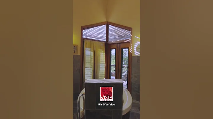 Luxurious Hillside Villa on 120 Acre Estate on out...