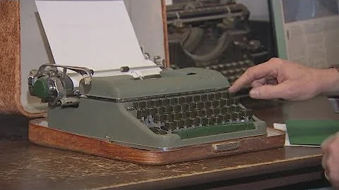 Tom Hanks surprises typewriter shop with signed 1960 Olympia SM4