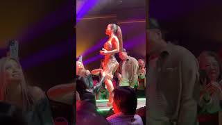 Hồng Ngọc Is So Y And Hot