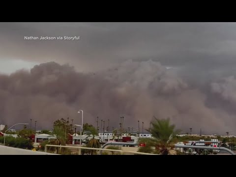 Wall of dust sweeps through Phoenix - YouTube