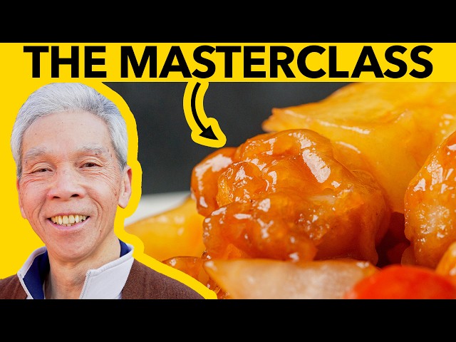 🤤 How a Chinese chef cooks Sweet and Sour Chicken! (甜酸雞) class=
