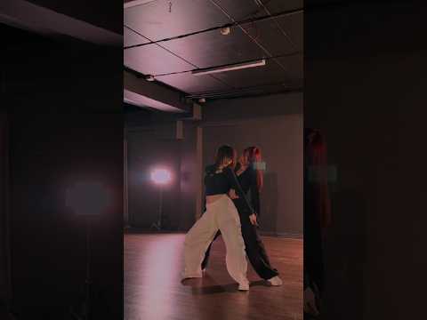 The Weeknd & Anitta — São Paulo | COVER BY DLC #theweeknd #anitta #saopaulo #dancecover #shorts