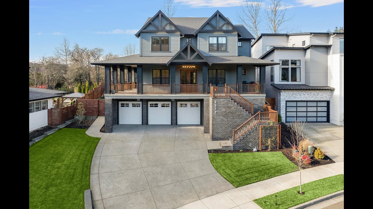 CUSTOM - MODERN 9277 SE SPYGLASS DR Happy Valley