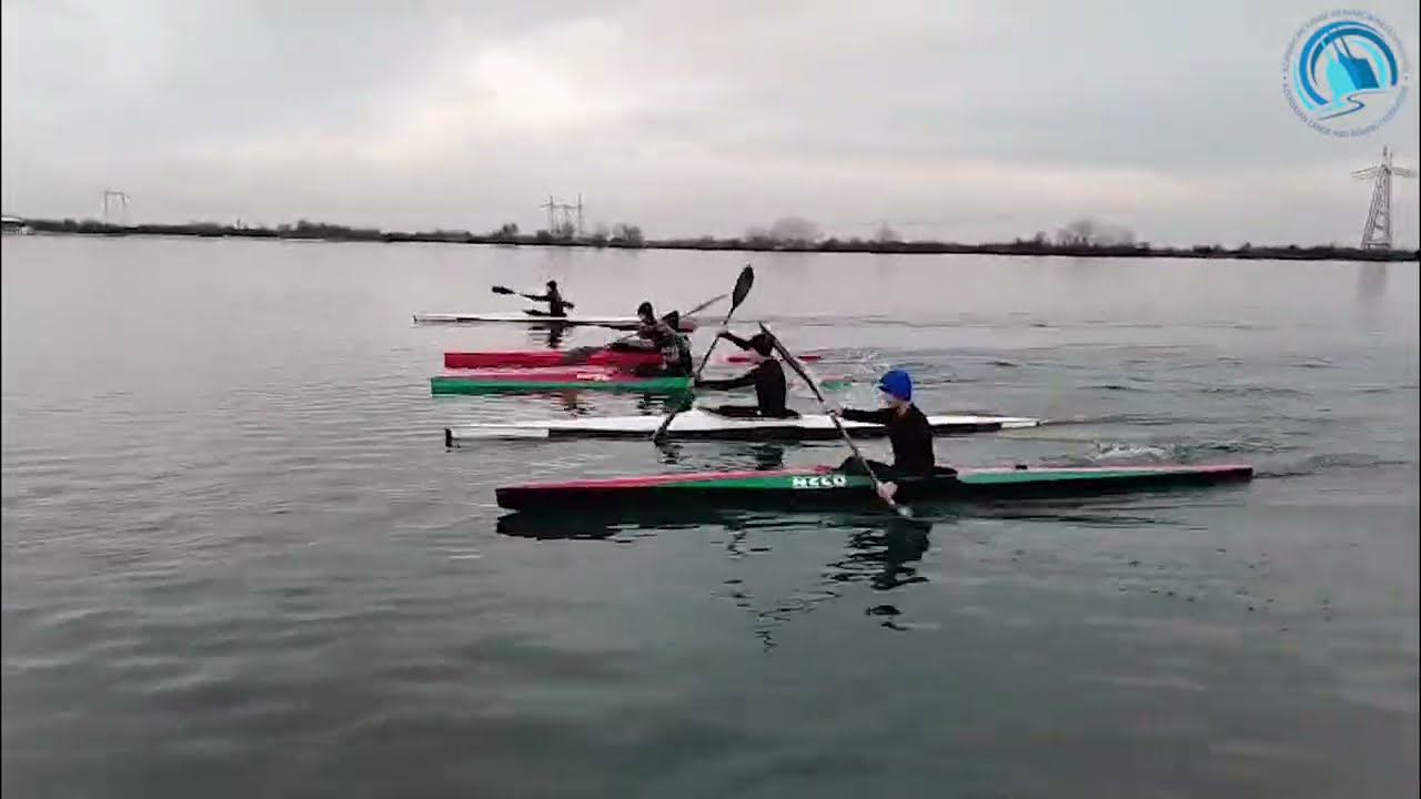 Yeniyetmə və gənc avarçəkənlərin məşqi💪🚣