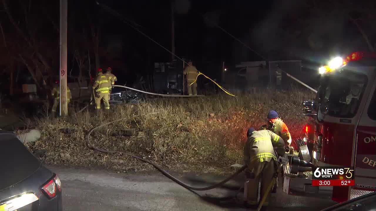 Omaha fire crews fight blaze in detached garage - YouTube
