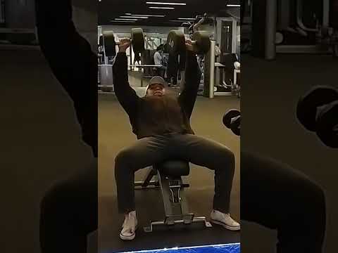 Sin carga excesiva y con buena técnica, percibiendo el estímulo en cada repetición! #gymmotivation