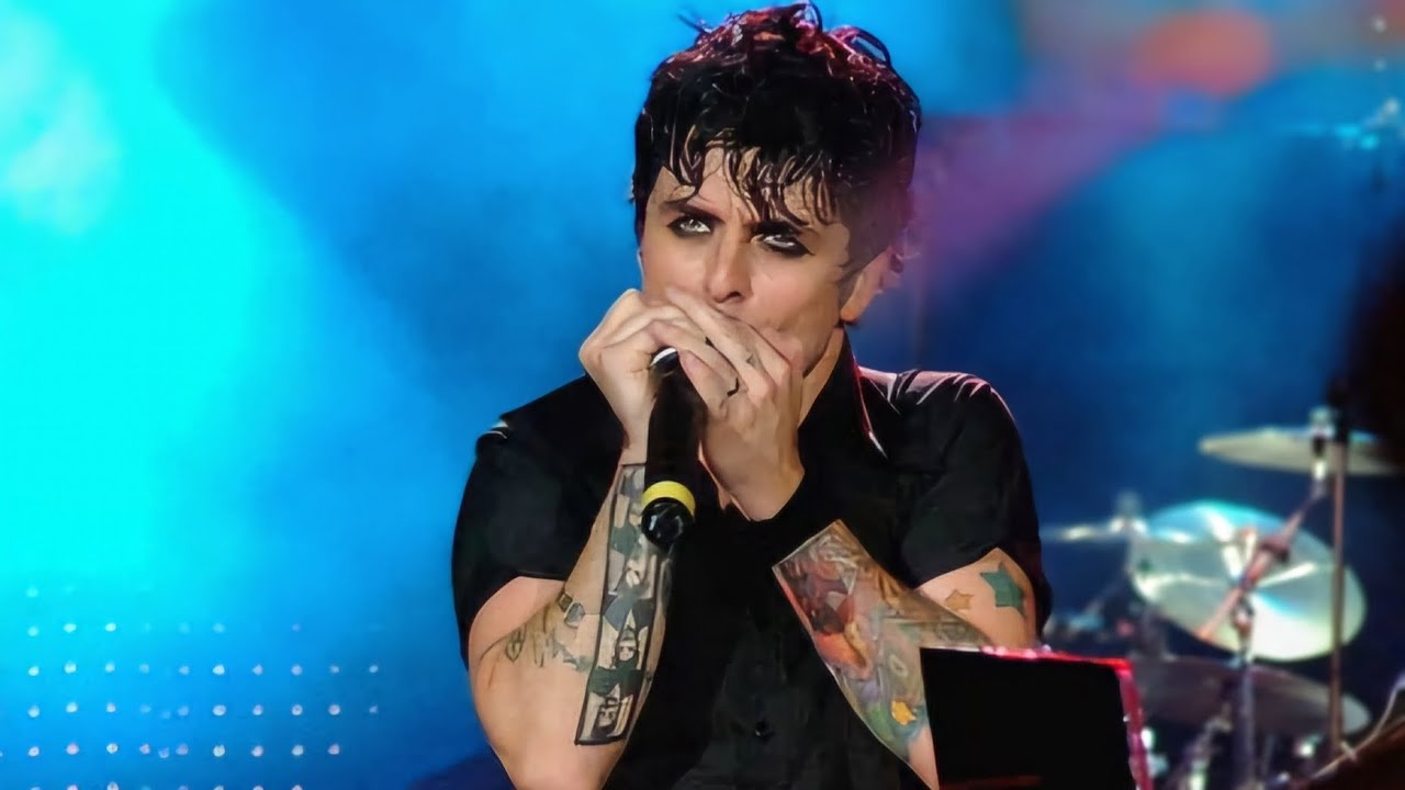 GREEN DAY: 'Minority' [Live HD | Bullet in a Bible] - YouTube
