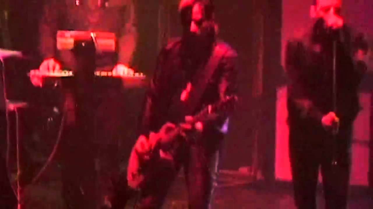 Dead By Sunrise - Let Down [LIVE IN NYC] 2009 HD