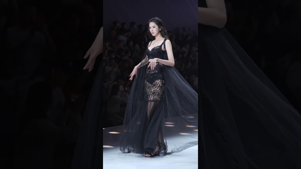 4K深圳内衣秀#runway #fashionshow #underwearfashion #란제리 쇼#ランジェリーショー #中國女#Lingerie